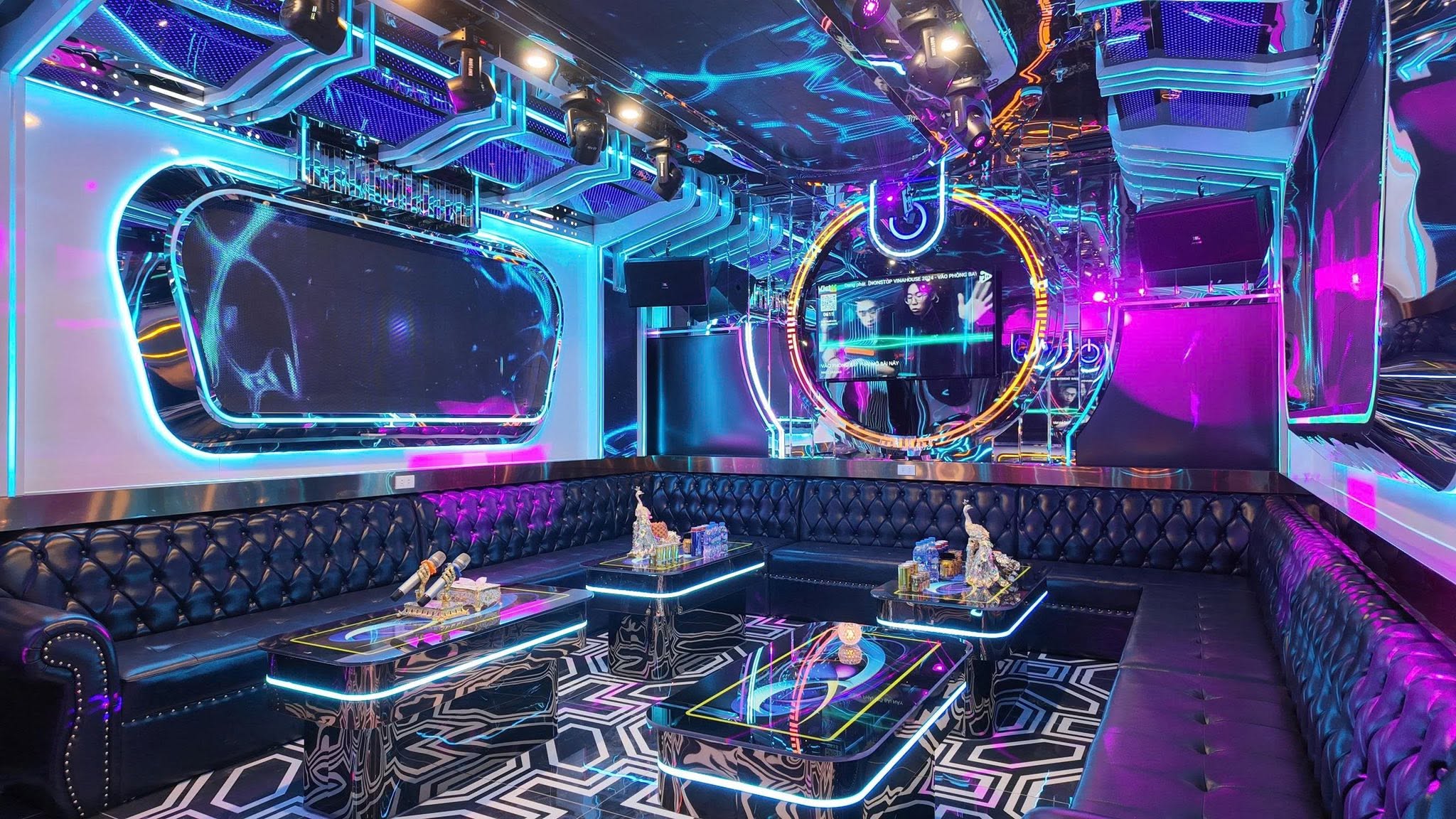 Phòng Karaoke Lớn